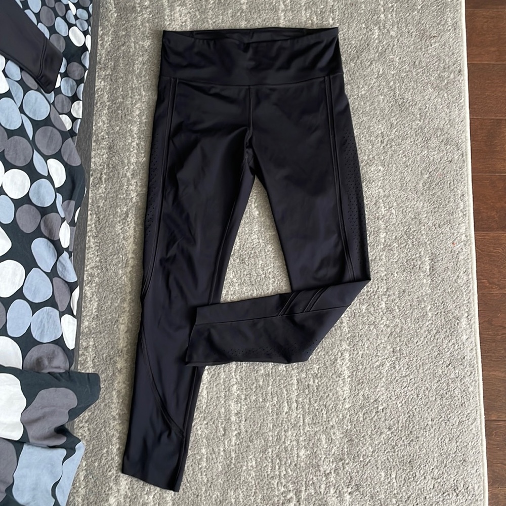 Under armour bundle leggins pants